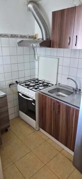 Titan, la 25 metri de parc Titan,